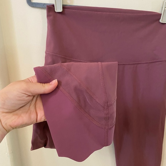 Lululemon Wunder Under Crop High-Rise Roll Down Scallop Full On Luxtreme Plumful - Picture 7 of 13